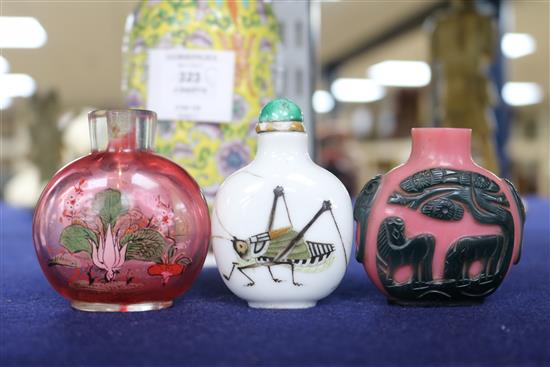 Three Chinese snuff bottles and a yellow ground Chinese vase
